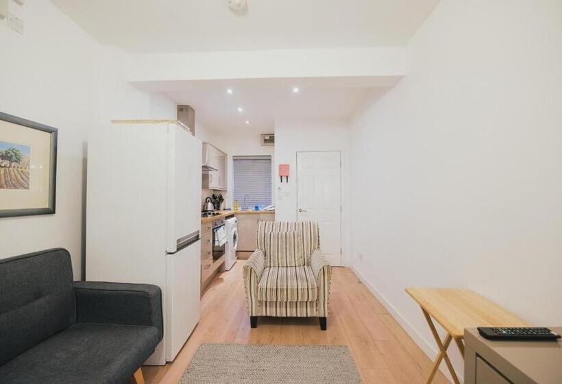 Home Sweet Home By Paymán Club