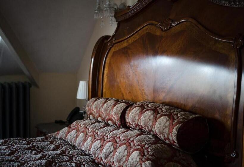 여관 Berwick Lodge