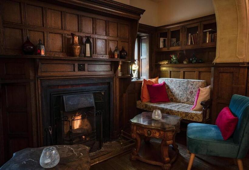 여관 Berwick Lodge