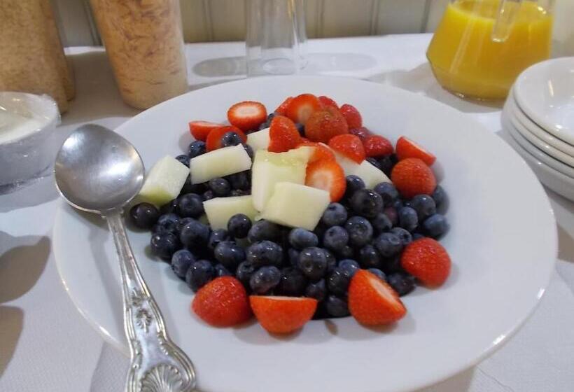 Хостел The Bulls Head