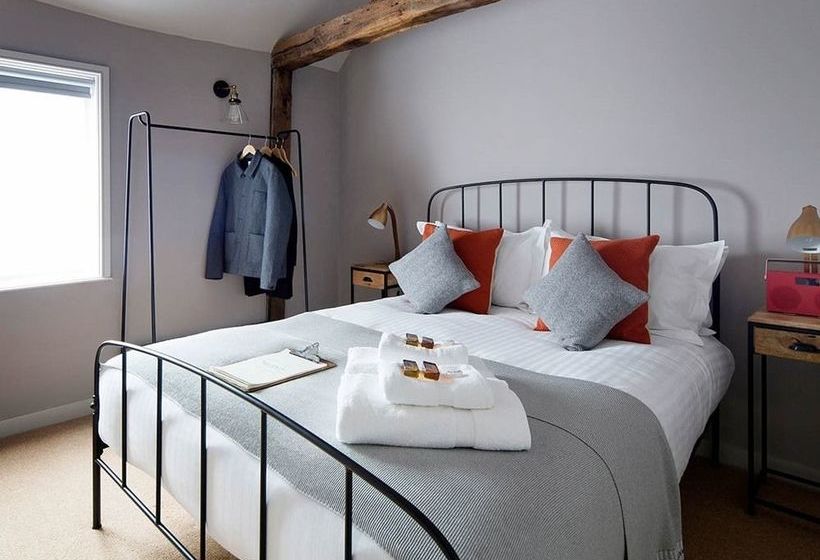 여관 The Wife Of Bath