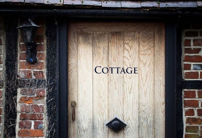 여관 The Wife Of Bath