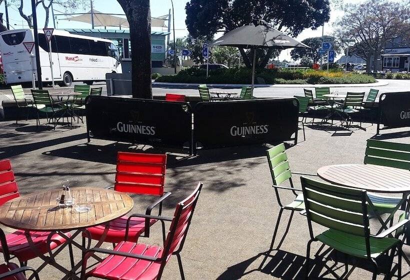 簡易ホテル Whakatane