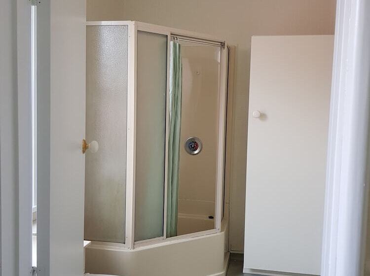 簡易ホテル Whakatane