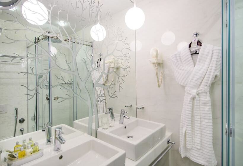 Ahotels Design Style On Tolstogo