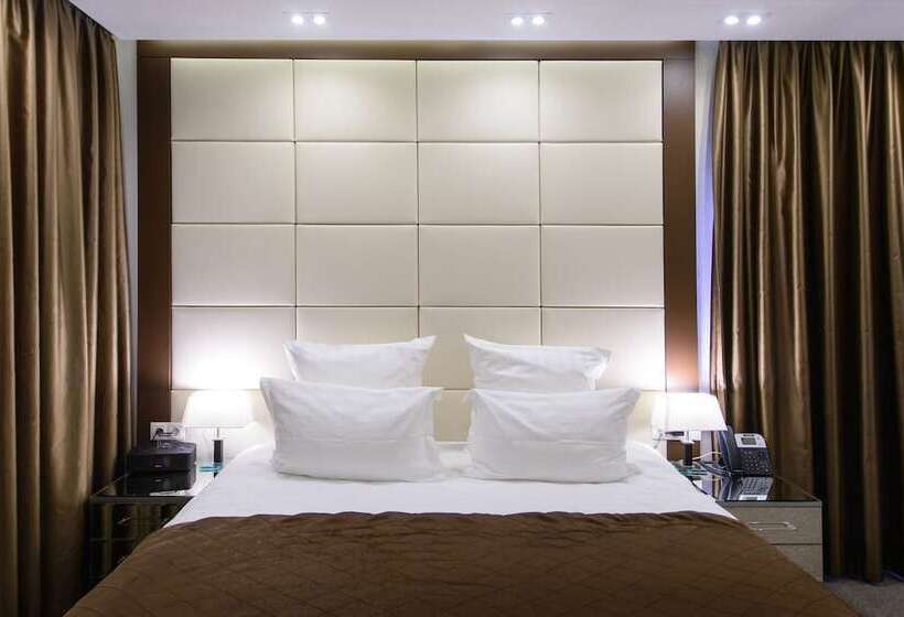 Ahotels Design Style On Tolstogo