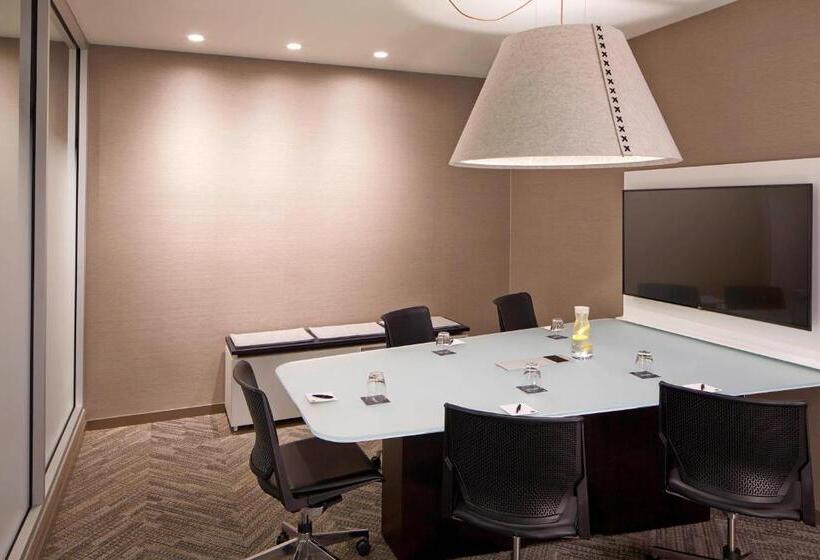 Ac Hotel By Marriott Portland Downtown, Or