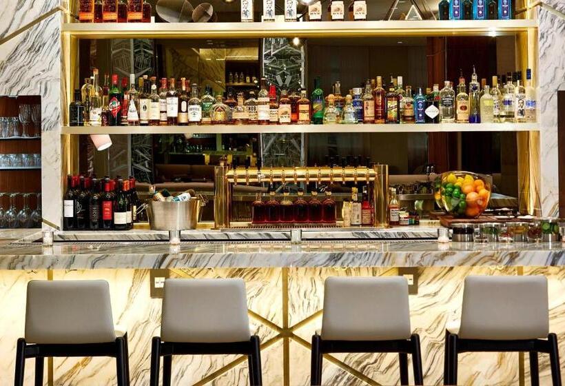 Ac Hotel By Marriott Portland Downtown, Or