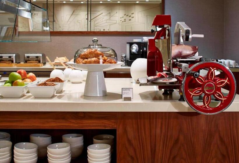 Ac Hotel By Marriott Portland Downtown, Or