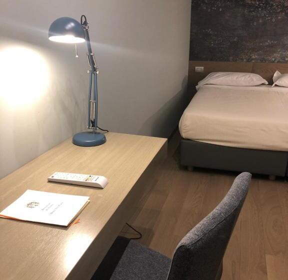 בית מלון כפרי Albergo Tre Pozzi