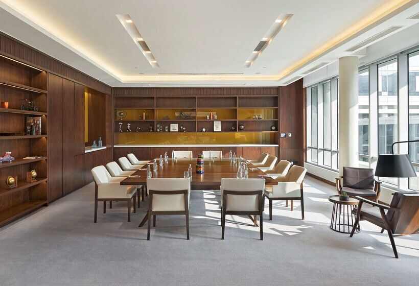 ホテル Andaz Delhi, By Hyatt