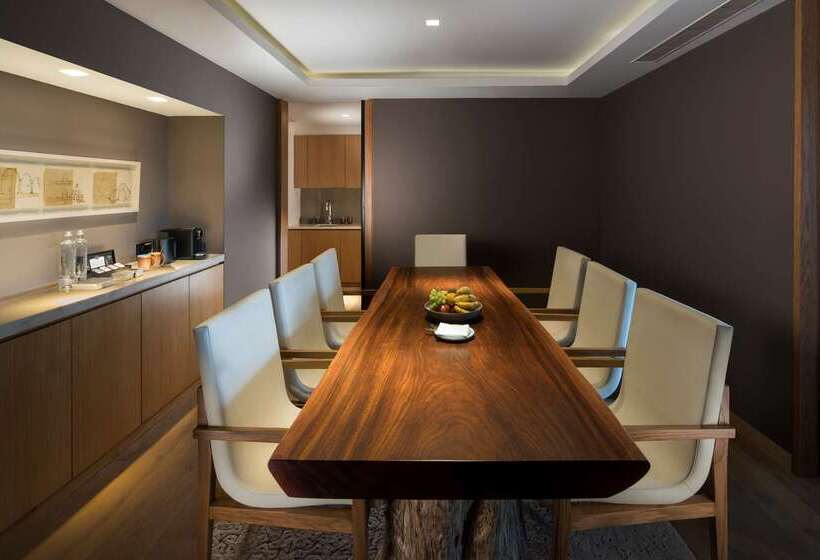 בית מלון כפרי Andaz Delhi, By Hyatt