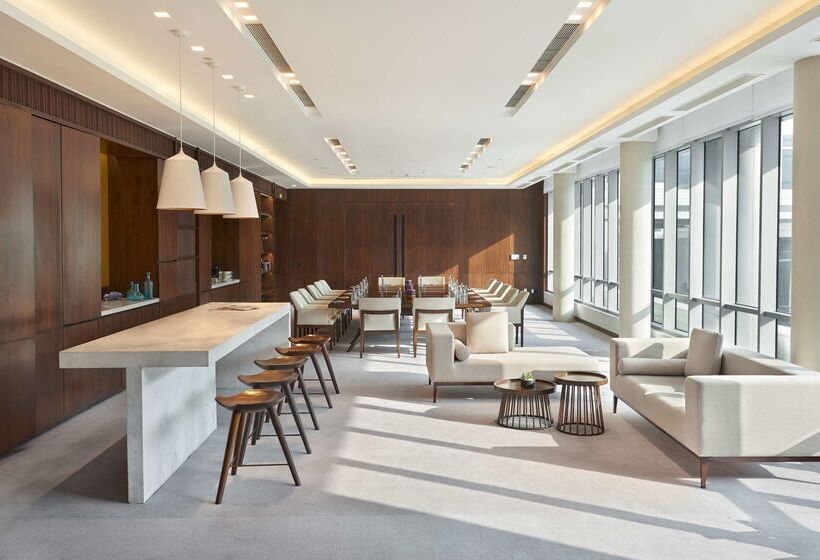 ホテル Andaz Delhi, By Hyatt