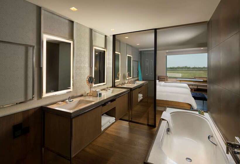ホテル Andaz Delhi, By Hyatt
