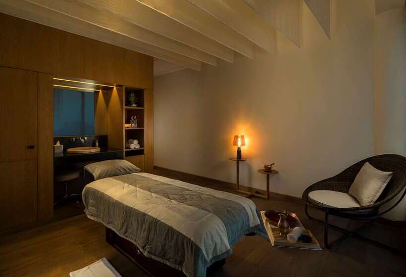 בית מלון כפרי Andaz Delhi, By Hyatt