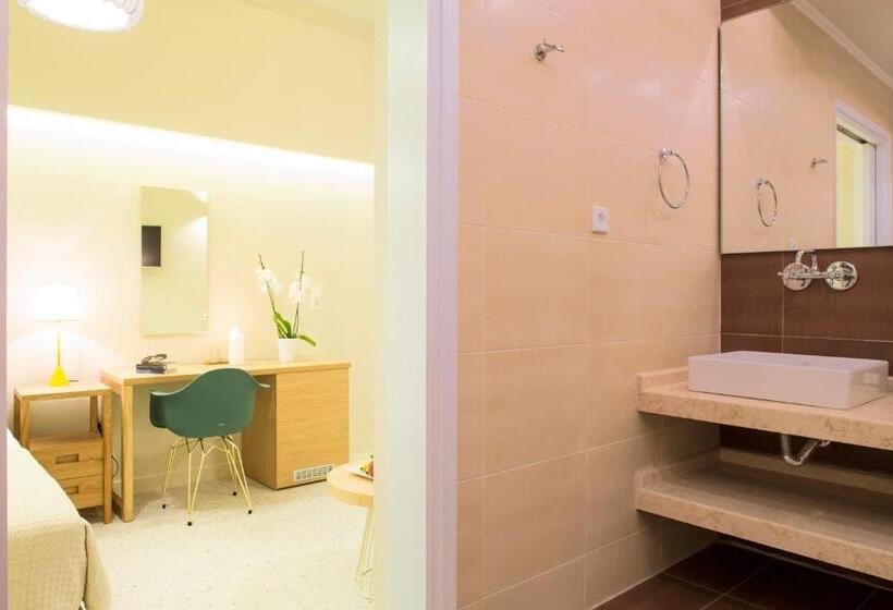 בית מלון כפרי Athena