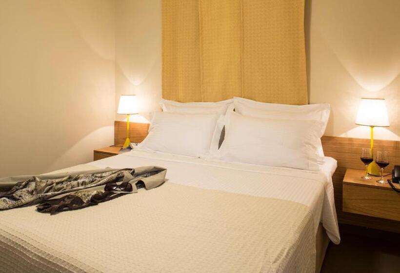 בית מלון כפרי Athena