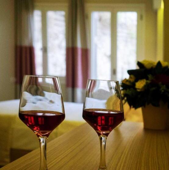 בית מלון כפרי Athena