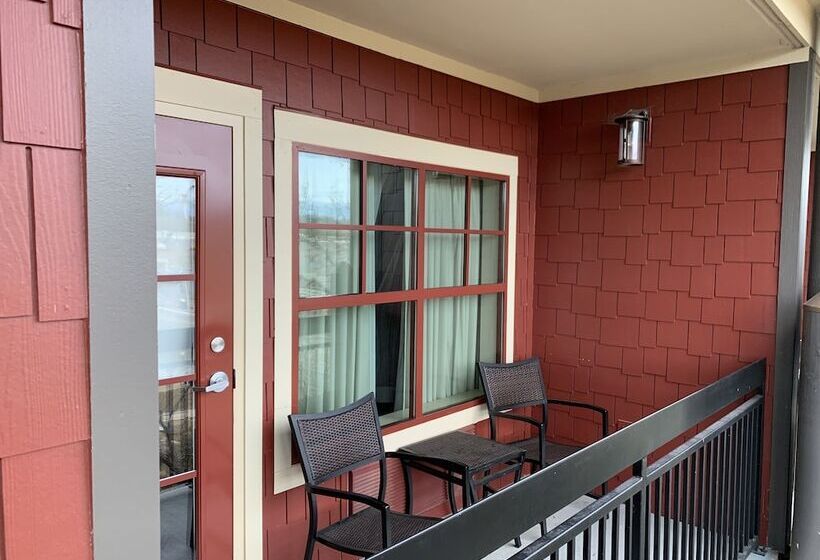 هتل Black Fox Lodge Pigeon Forge, Tapestry Collection By Hilton