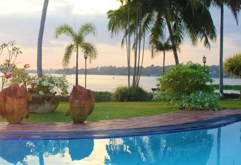 호텔 Blue Water Villa