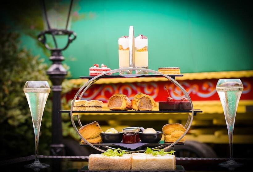 فندق Brockley Hall