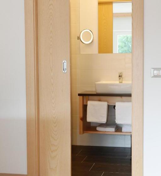 בית מלון כפרי Christophorus Mountain Residence