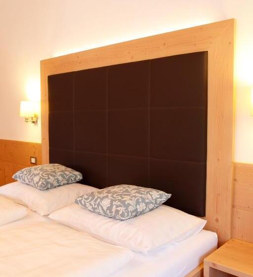 בית מלון כפרי Christophorus Mountain Residence