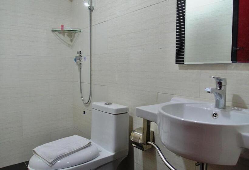 호텔 Classic Kinabalu