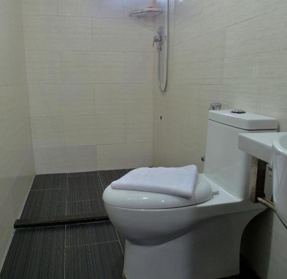 호텔 Classic Kinabalu