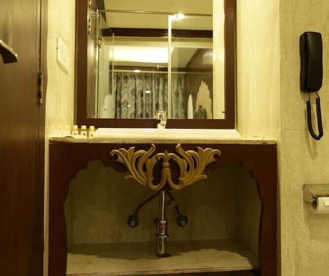 فندق Comfort Inn Sapphire   A Inde