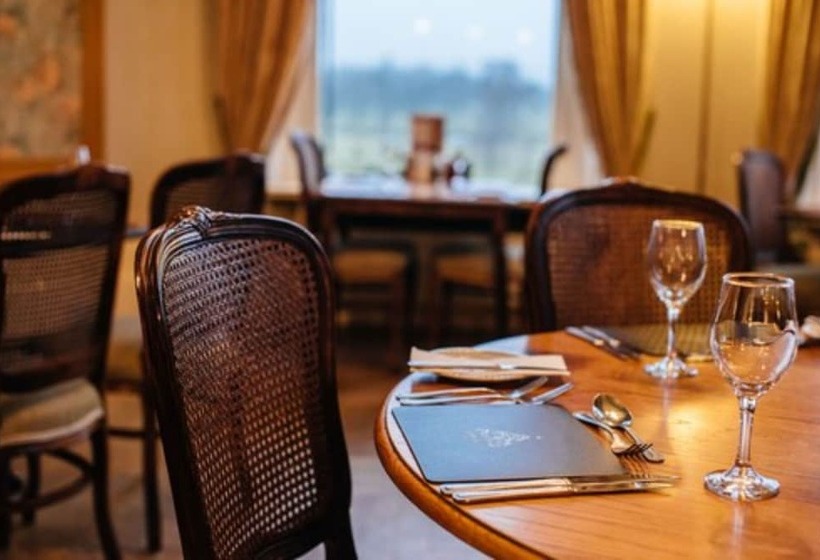 호텔 Cornhill Castle