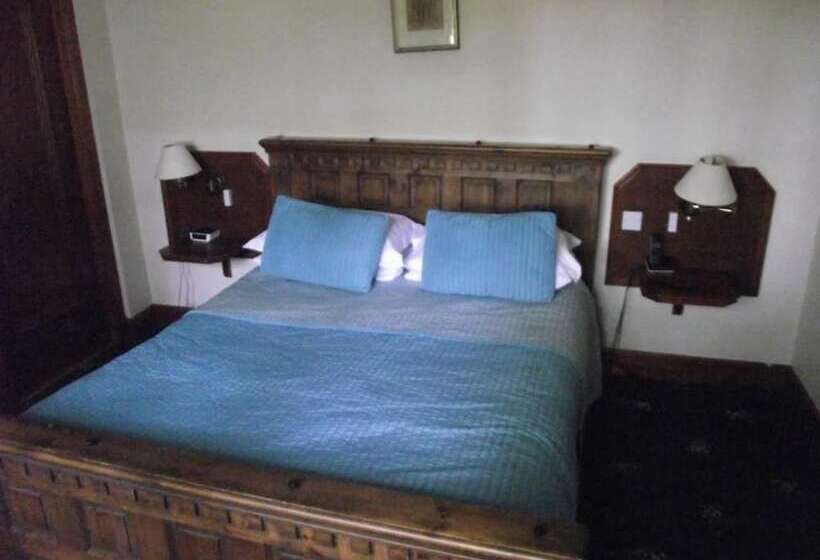 ホテル Dalgarven House