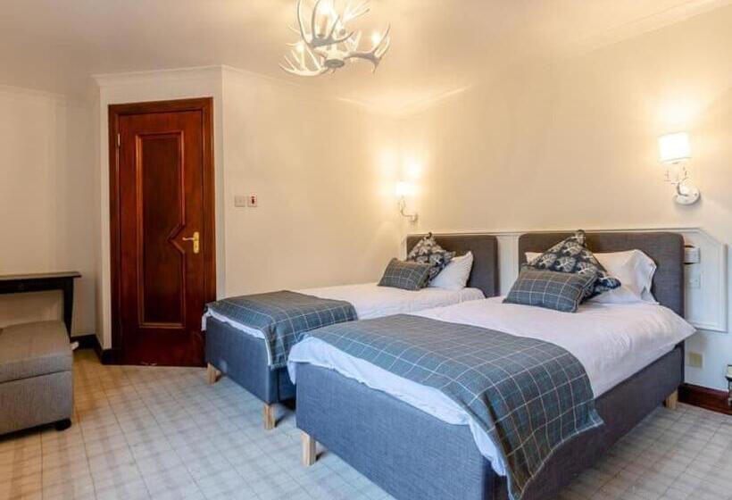 ホテル Dalgarven House