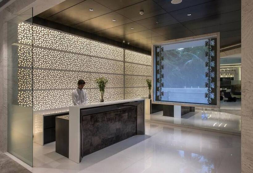 בית מלון כפרי Eastin Residences Vadodara