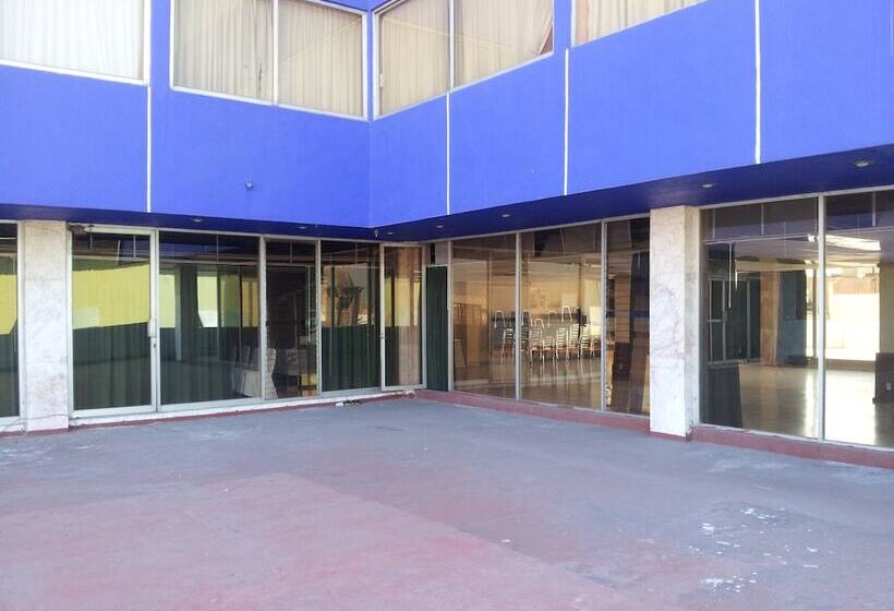 בית מלון כפרי El Monte