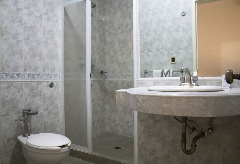 בית מלון כפרי El Monte