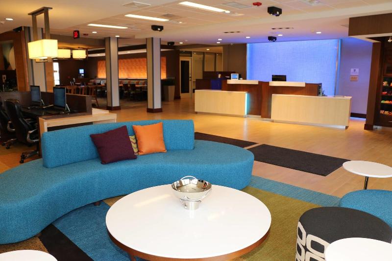 فندق Fairfield Inn & Suites By Marriott Bowling Green