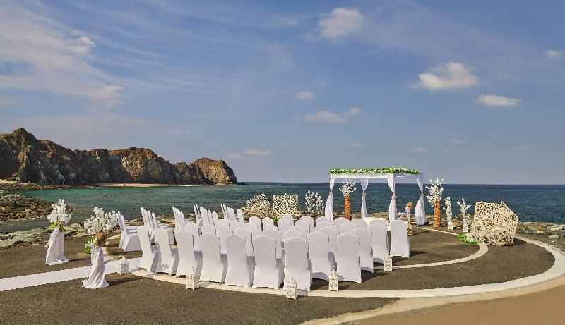 هتل Fairmont Fujairah Beach Resort