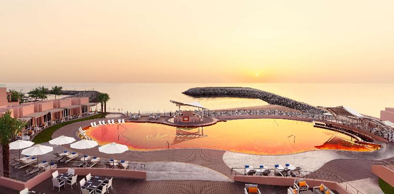 هتل Fairmont Fujairah Beach Resort