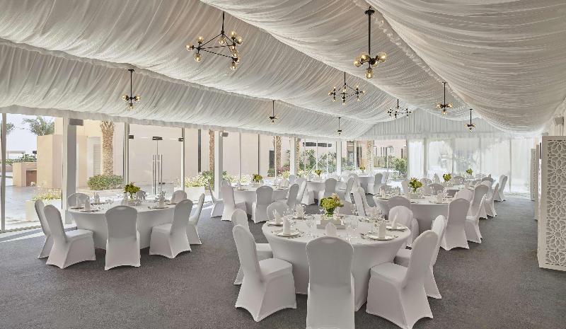 هتل Fairmont Fujairah Beach Resort