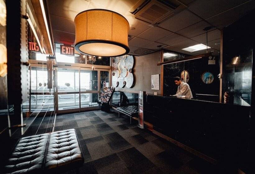 בית מלון כפרי Feather Factory