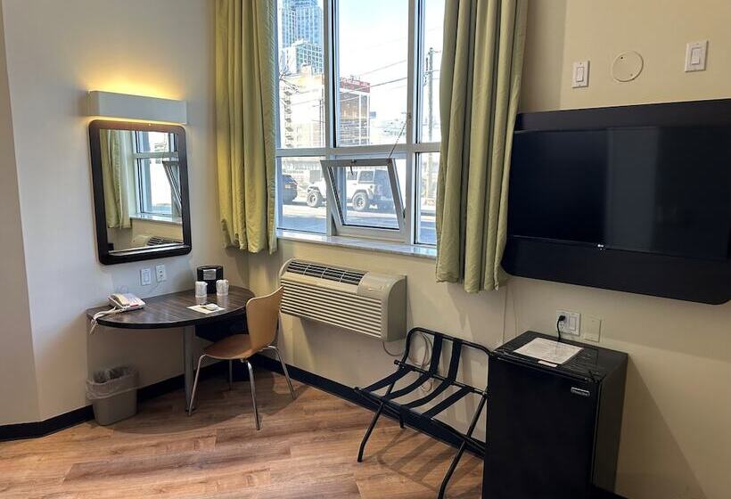 בית מלון כפרי Feather Factory