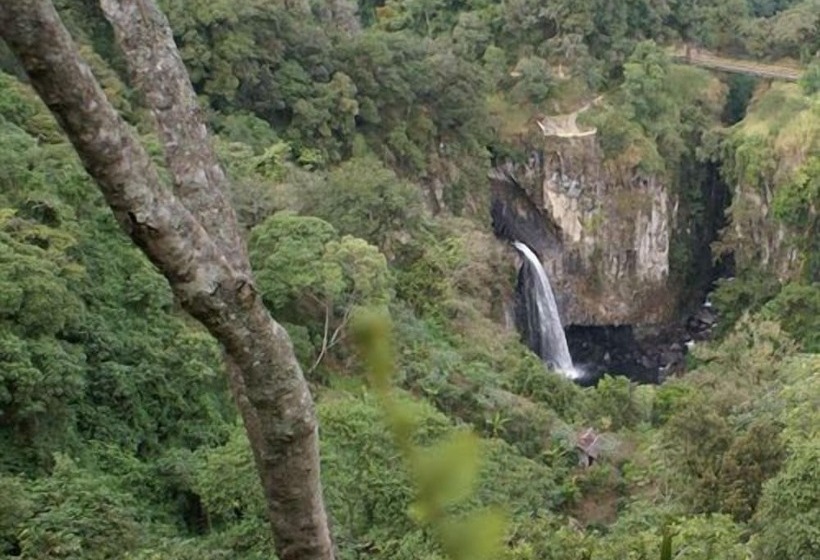 فندق Finca Santa Rosa