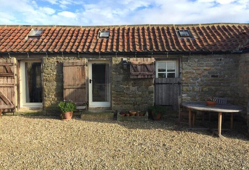 فندق Folly Hall Farm