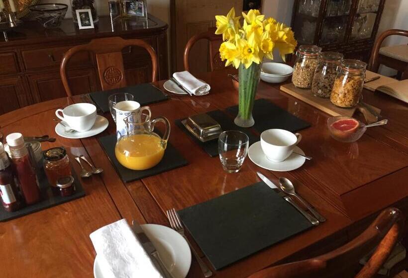 فندق Folly Hall Farm