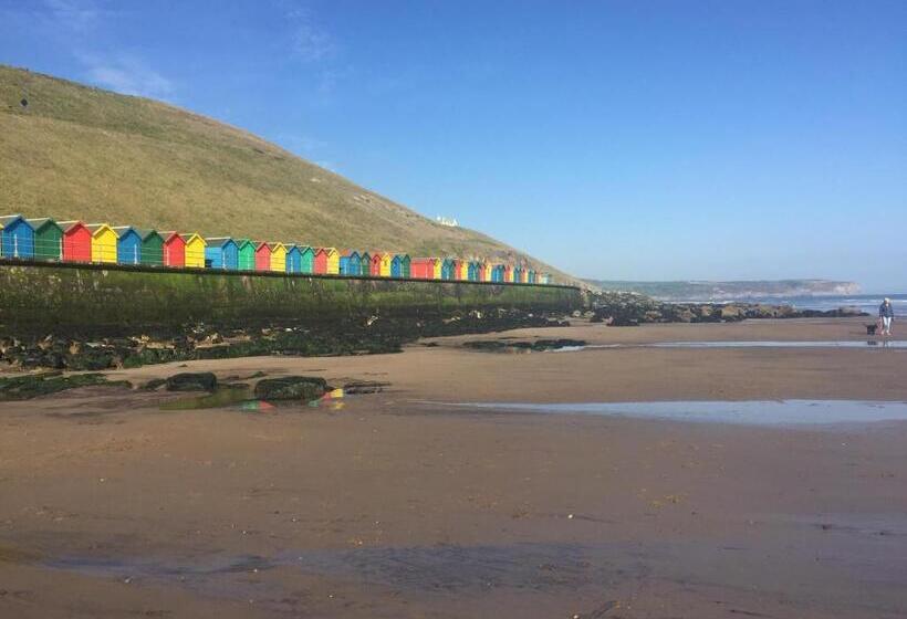 فندق Folly Hall Farm