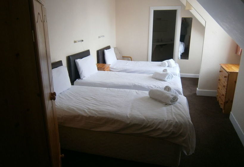 בית מלון כפרי Grosvenor House