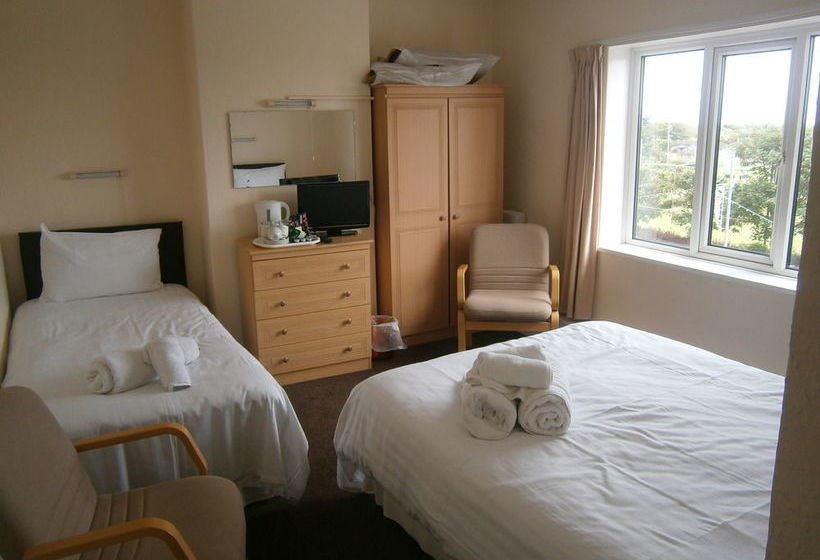 בית מלון כפרי Grosvenor House