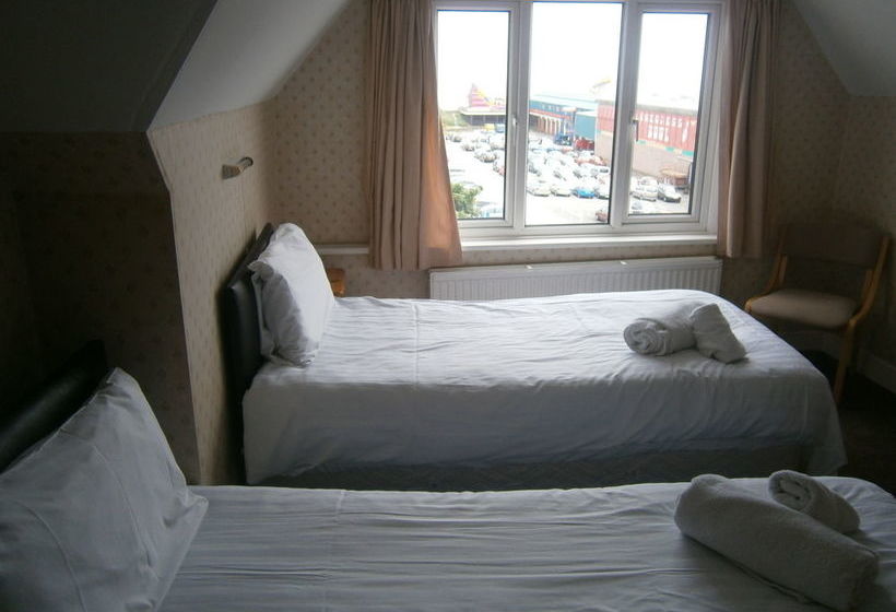 בית מלון כפרי Grosvenor House