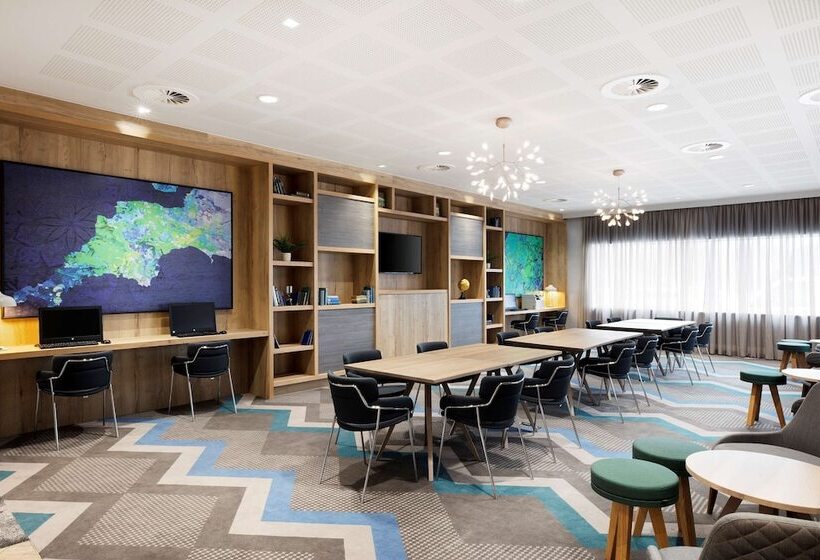 호텔 Hampton By Hilton Bristol Airport